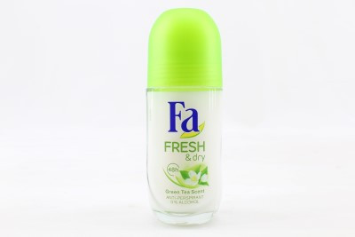 FA FRESH DRY DEO ROLL GREEN TEA 50ML