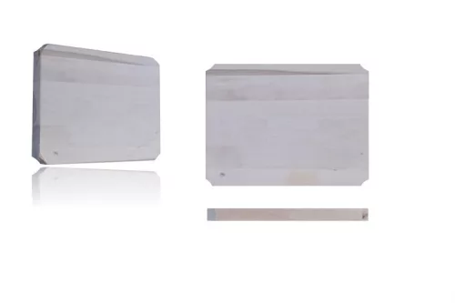 VÁGÓDESZKA FA HENTES KICSI 4CM VASTAG 20X30CM 1DB